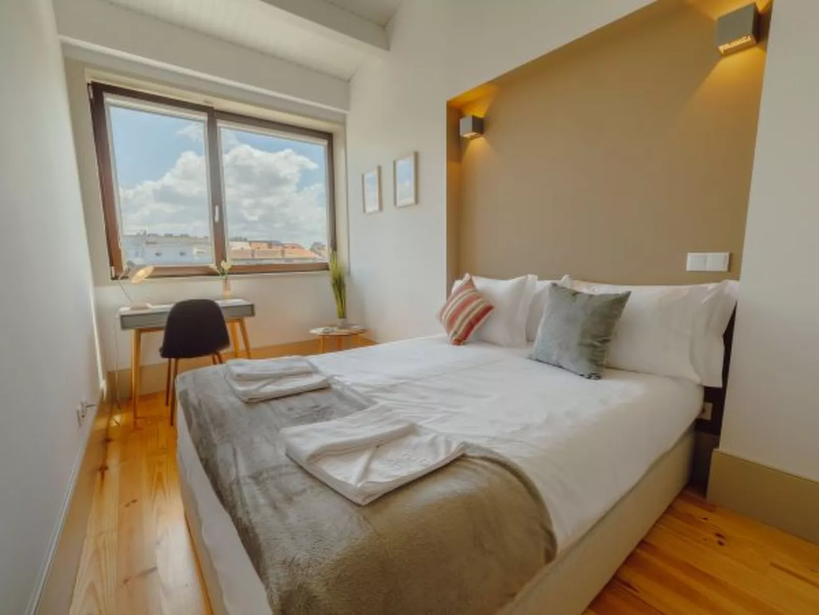 LEGACY OPORTO PREMIUM APARTMENT I by VACATIONY - Inside