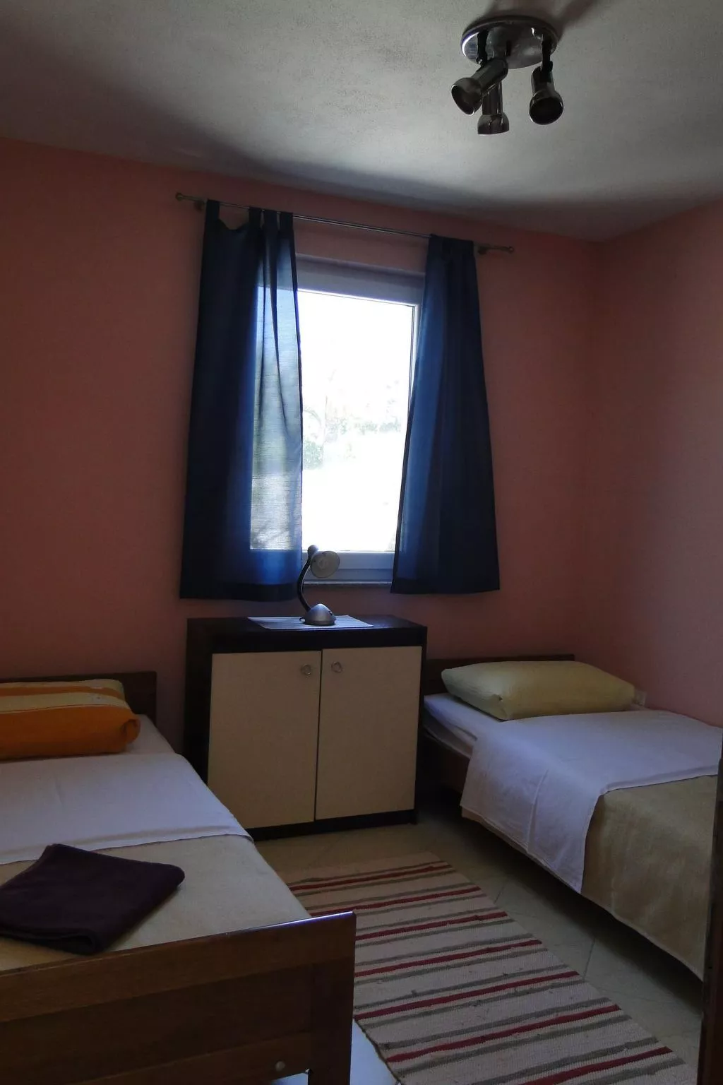 Wohnung "Niva 1" mit Blick auf das Wasser - Drinnen