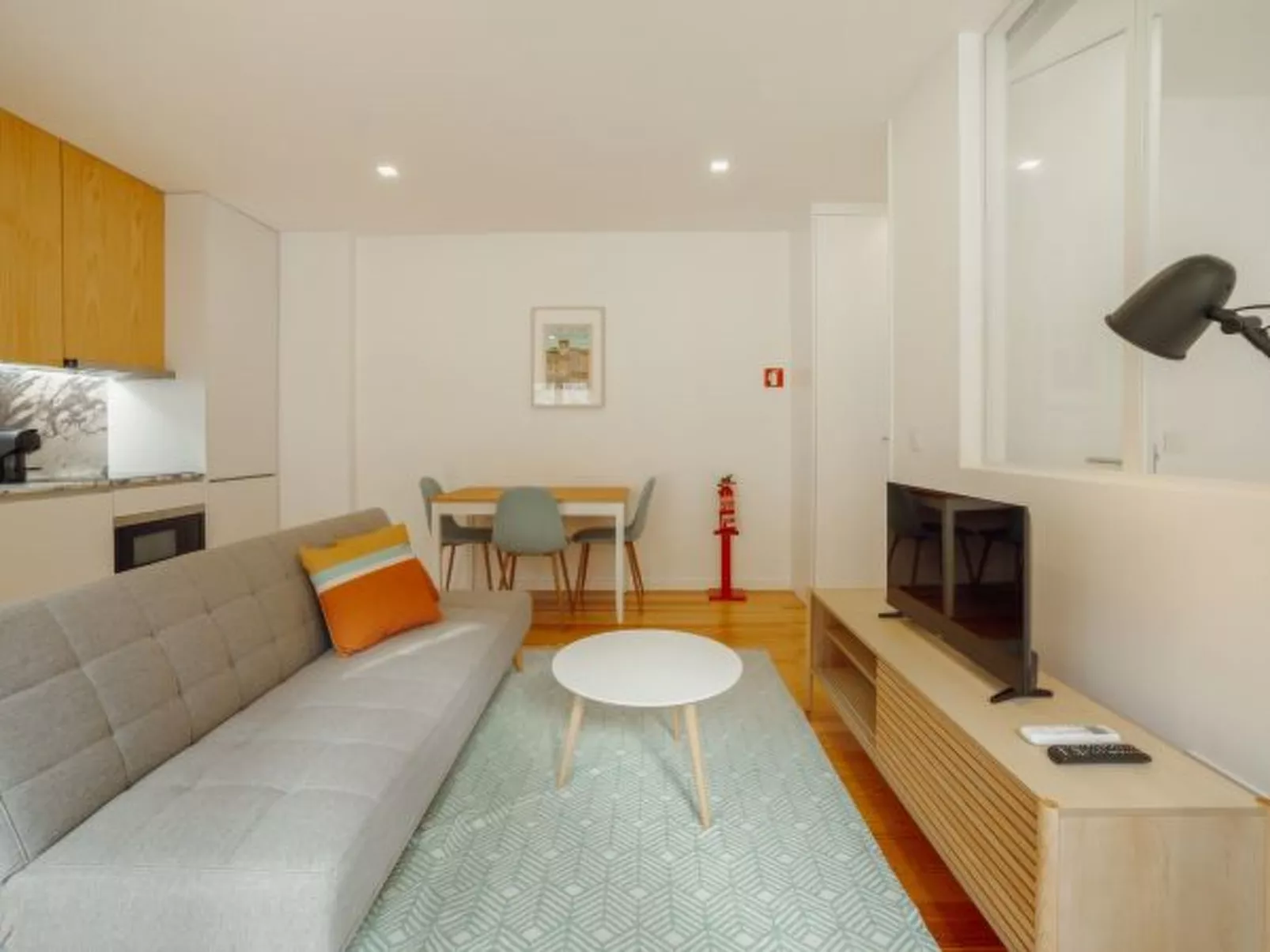COURTYARD OPORTO DESIGN APARTMENT I - Inside