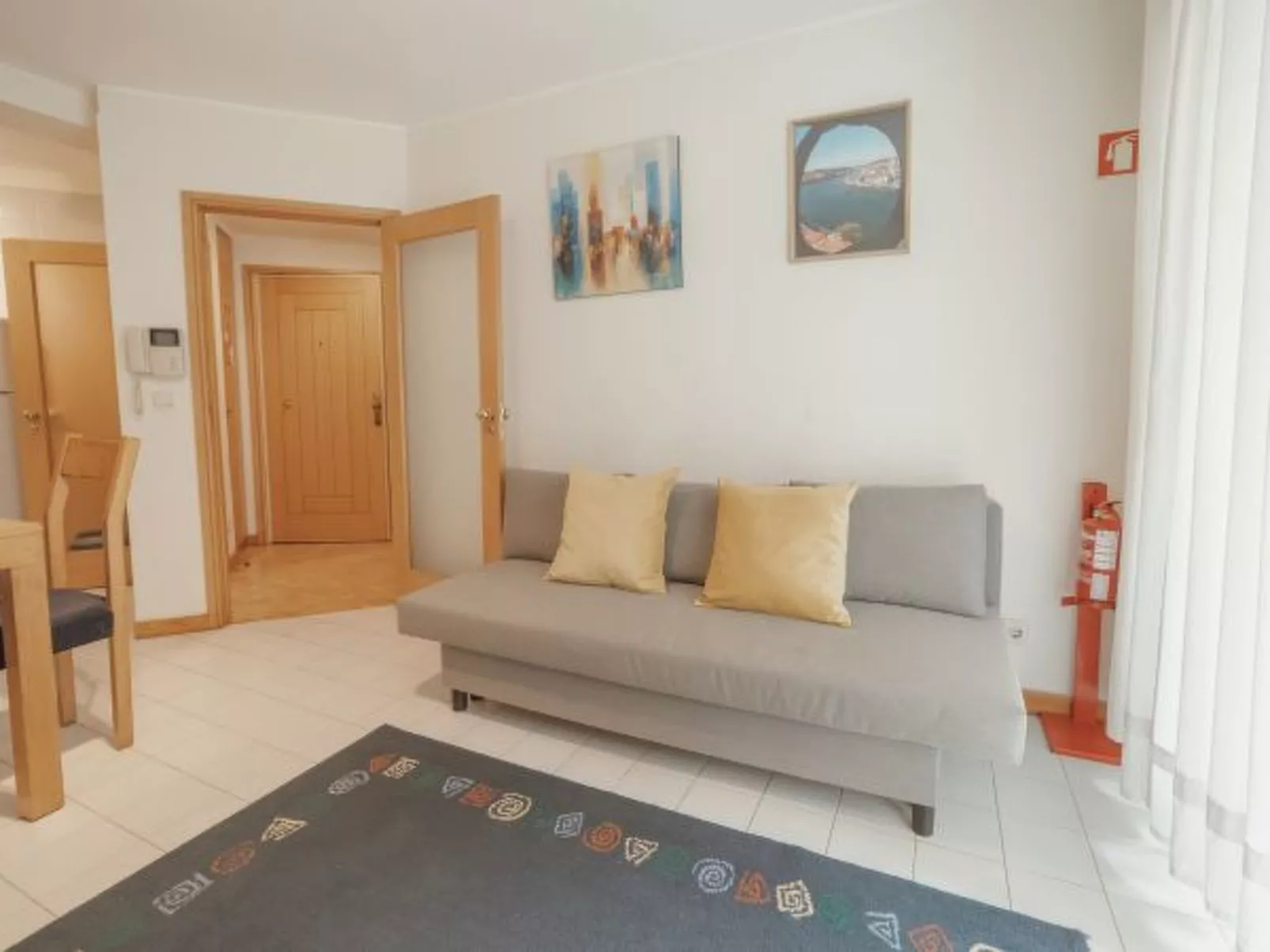 DOWNTOWN TRINDADE WITH TERRACE by VACATIONY - Drinnen