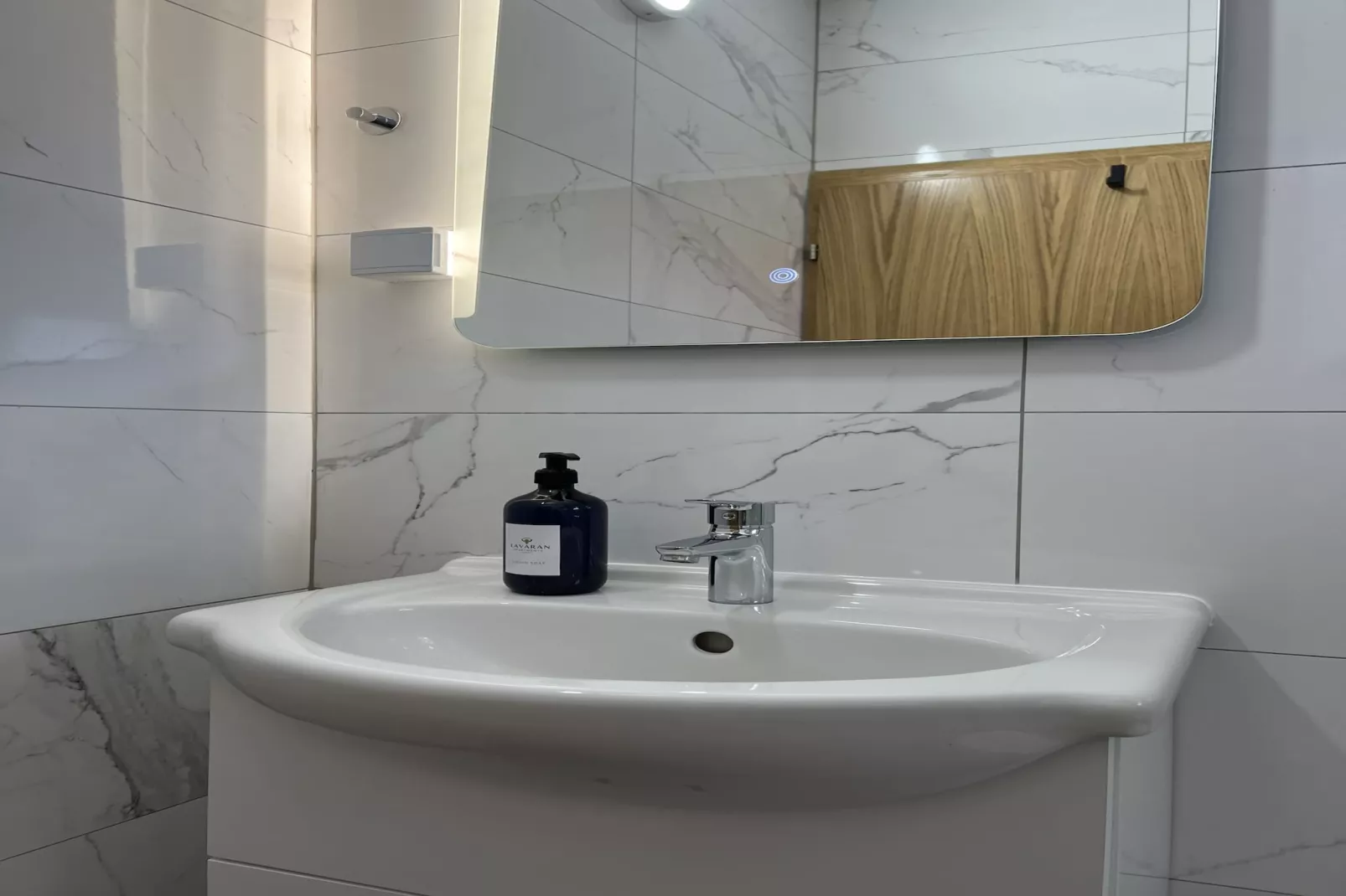 Apartment Lavaran 4 - Bathroom