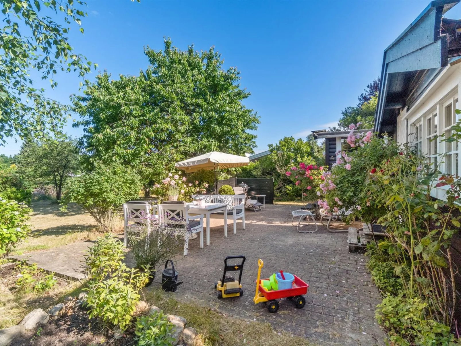 "Esaias" - 1.1km from the sea - Outside