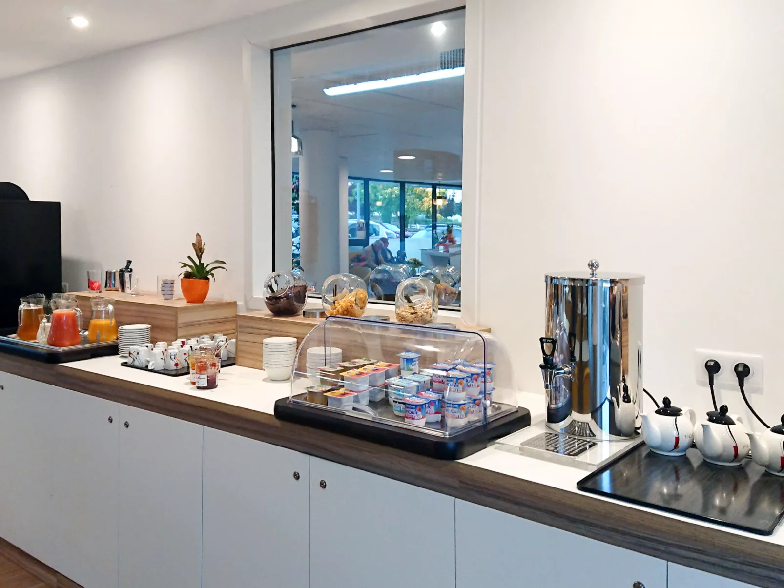 Les Coteaux de Jonzac - Drinnen