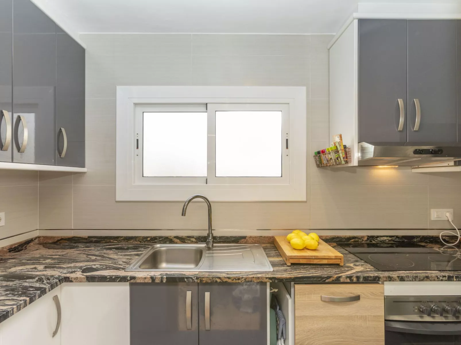 Miramar Salions - Drinnen