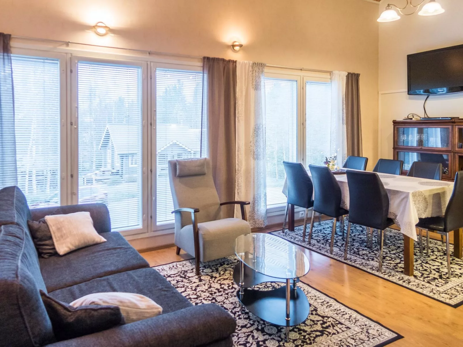 Vuokatin tähti - Inside