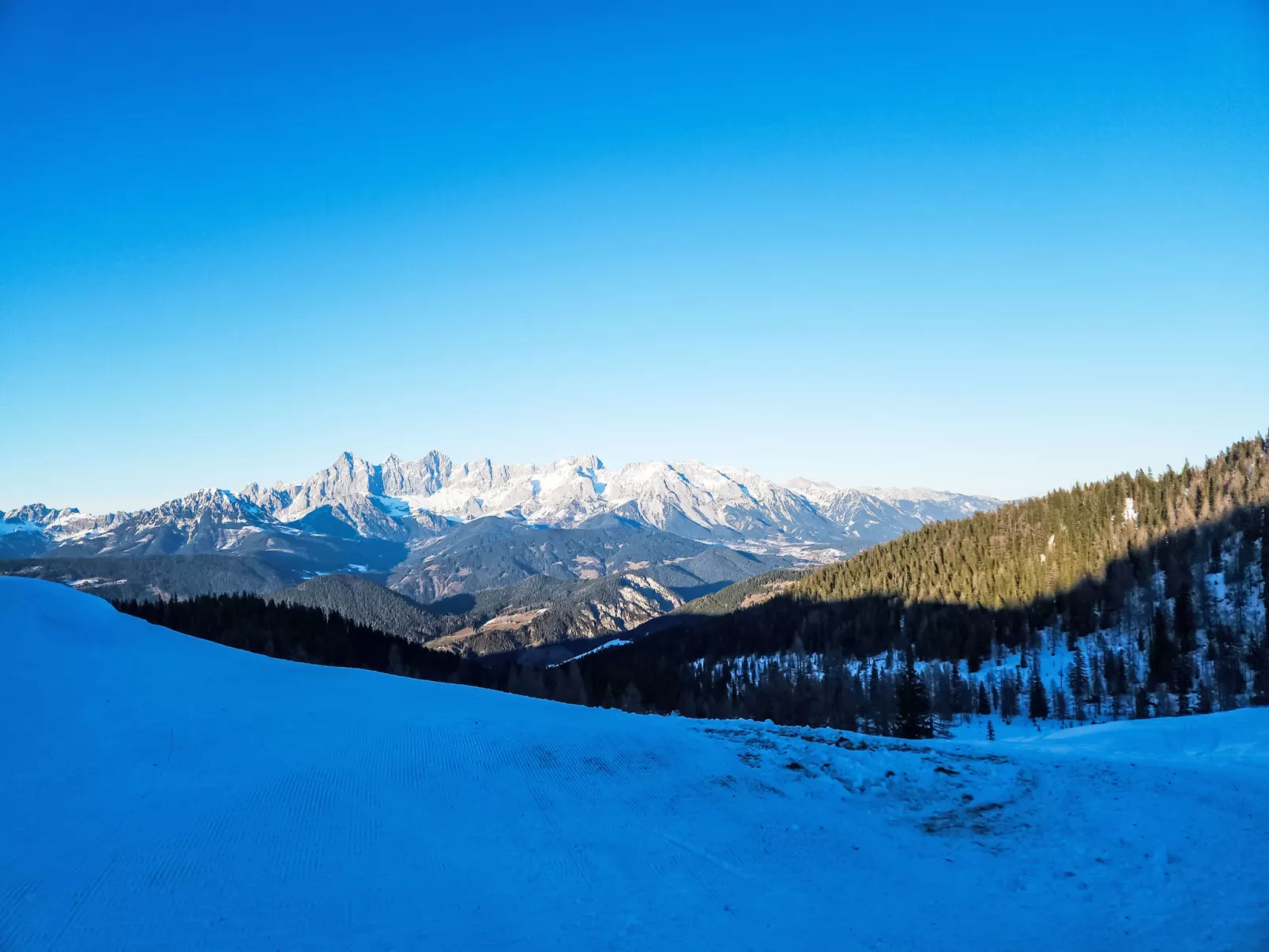 Dachsteinblick - Outside