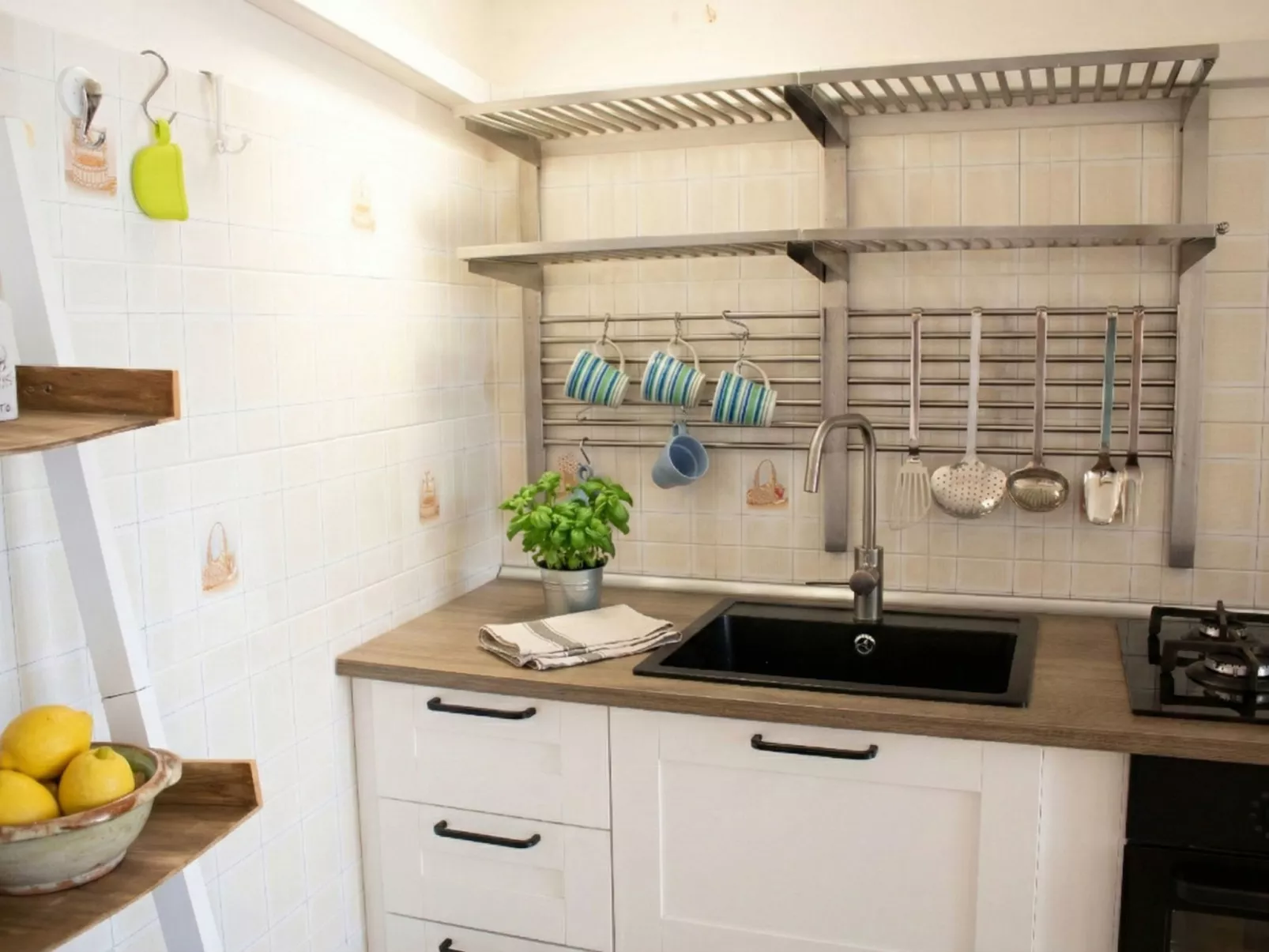 La Meravigliosa Sardegna - Inside