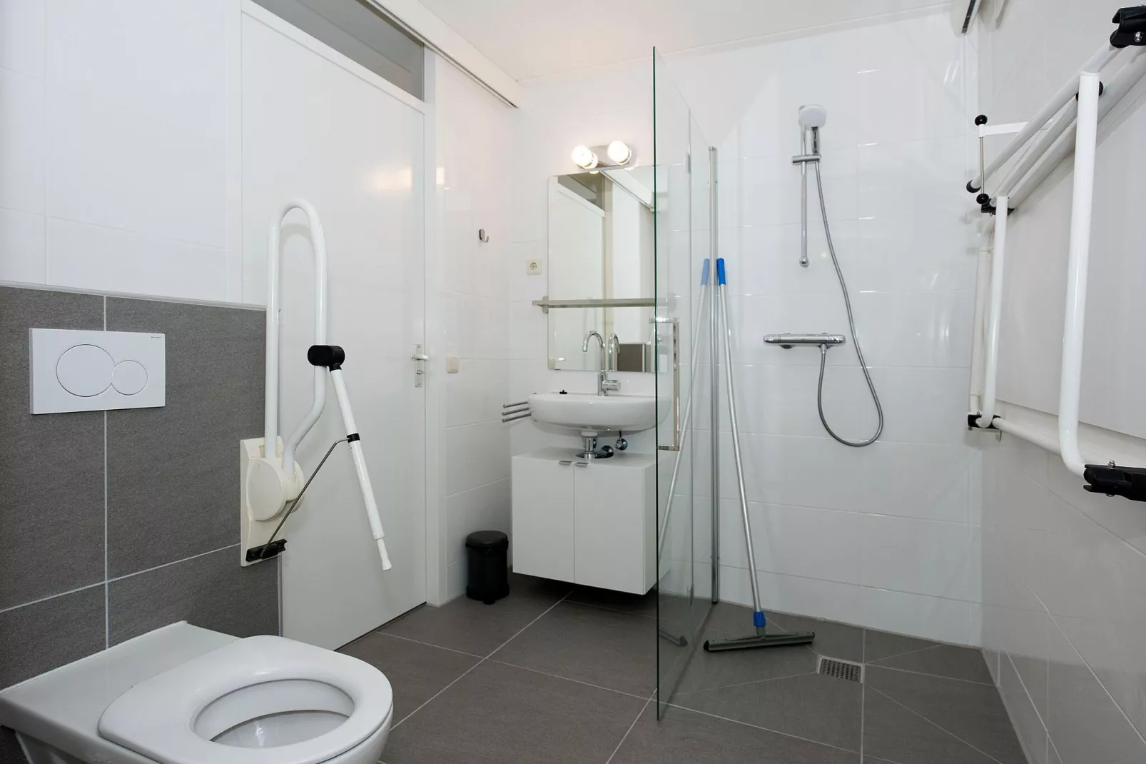 Vakantiepark Hellendoorn 4-Bathroom