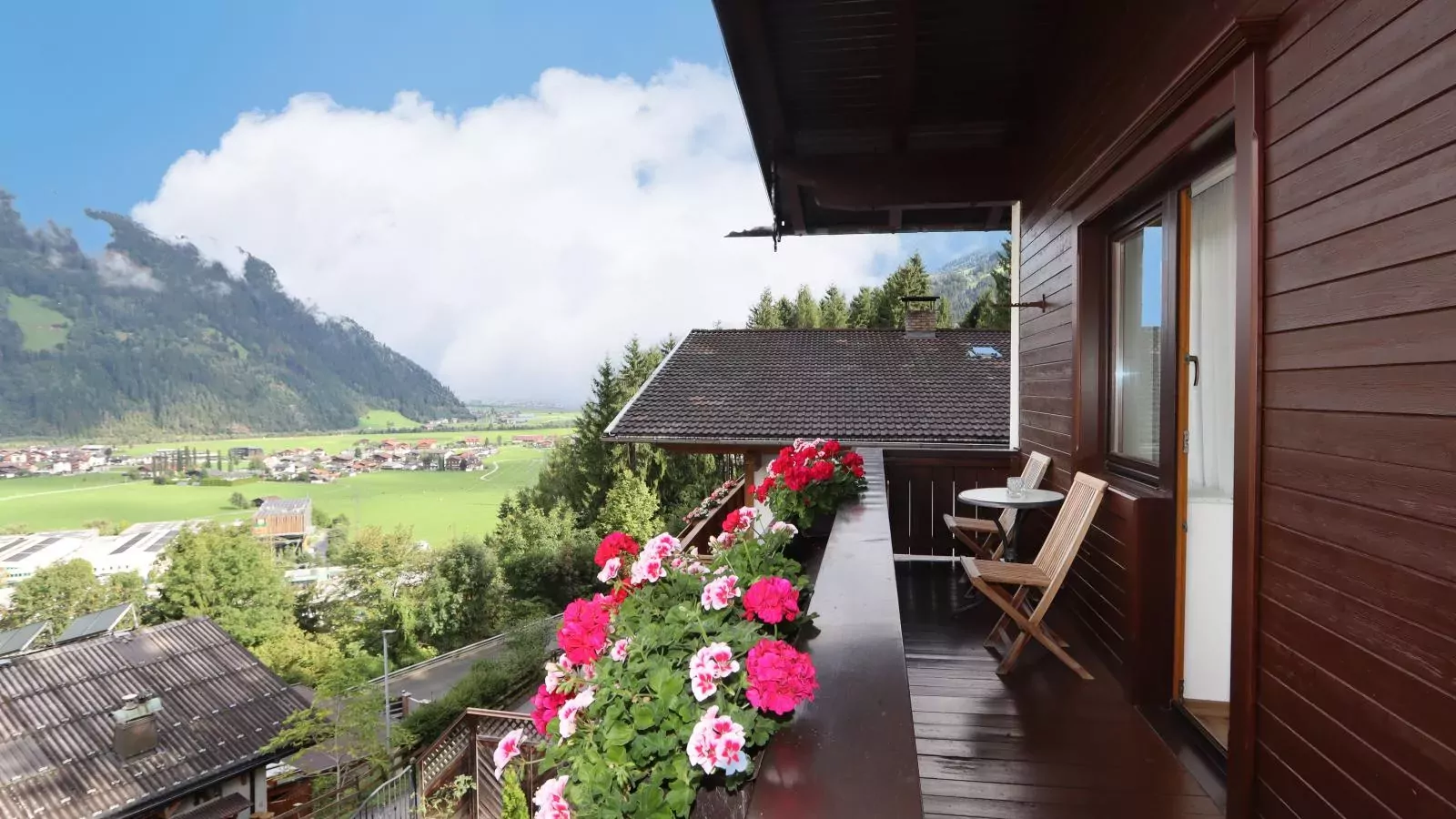 Huber-Terrace balcony