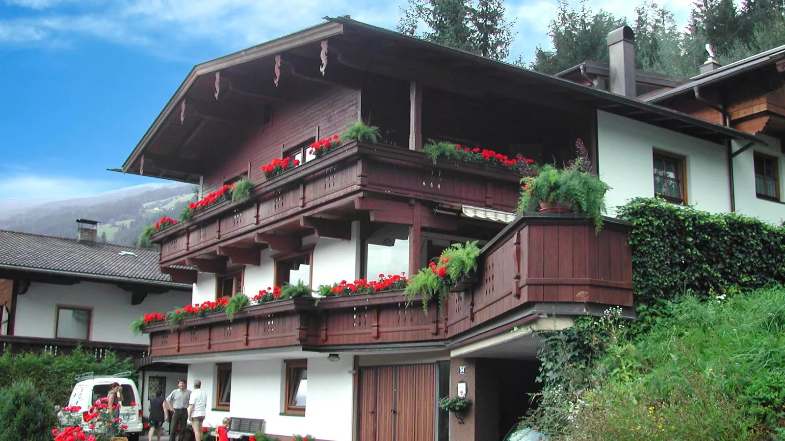 Huber-Exterior summer