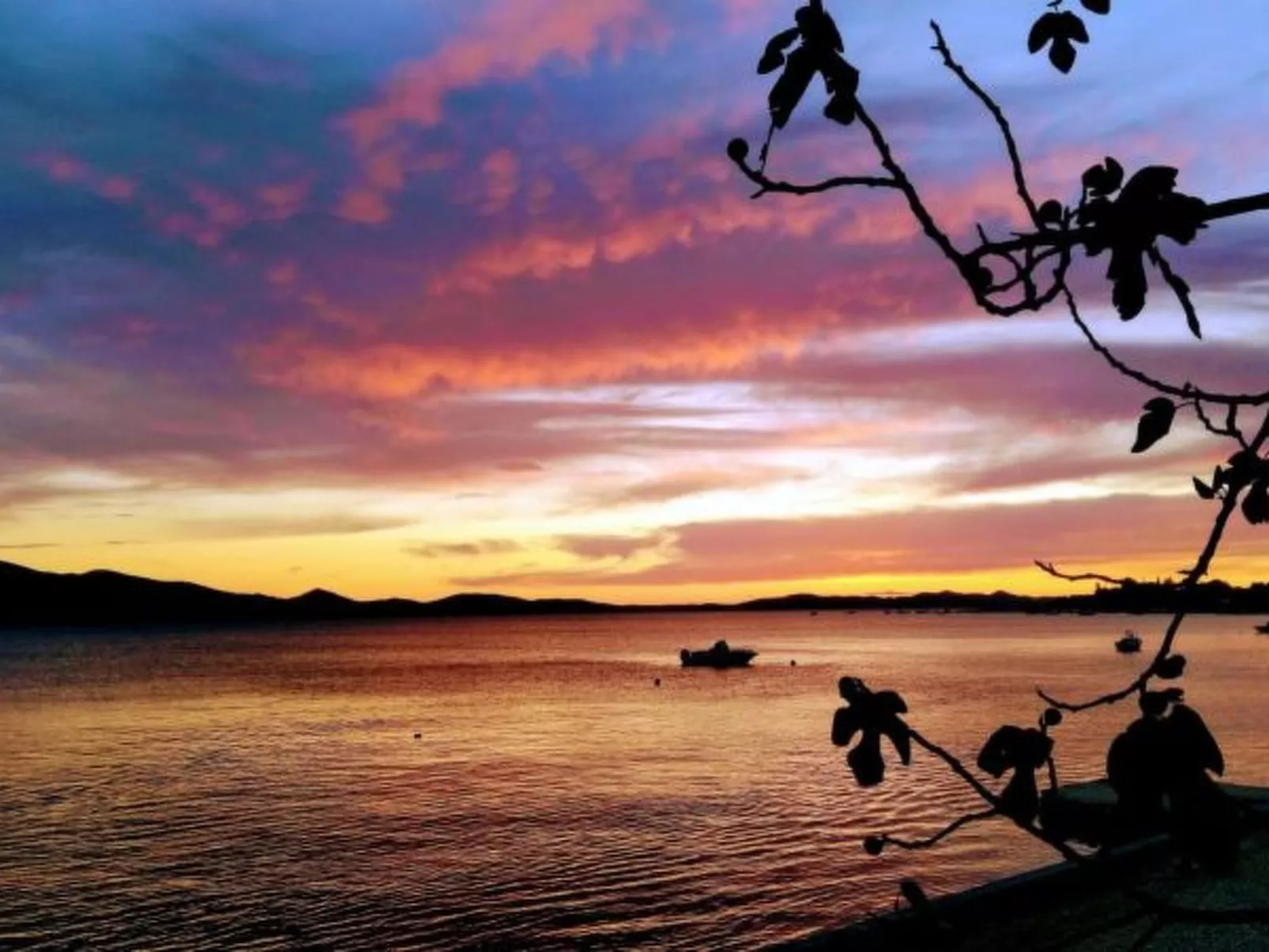 Beachfront Holiday home Maestral - Image-tags.info