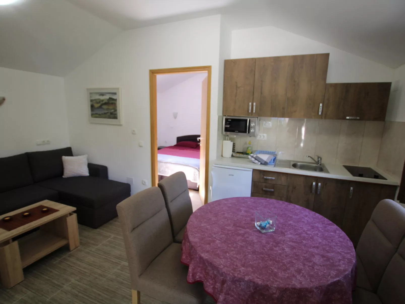 Apartment Green Garden / HR-11058-01 - Image-tags.info