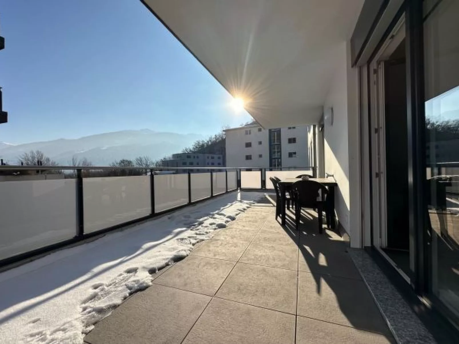 Aux Bons Matins de Gégé à 10mns de Sion - Draußen