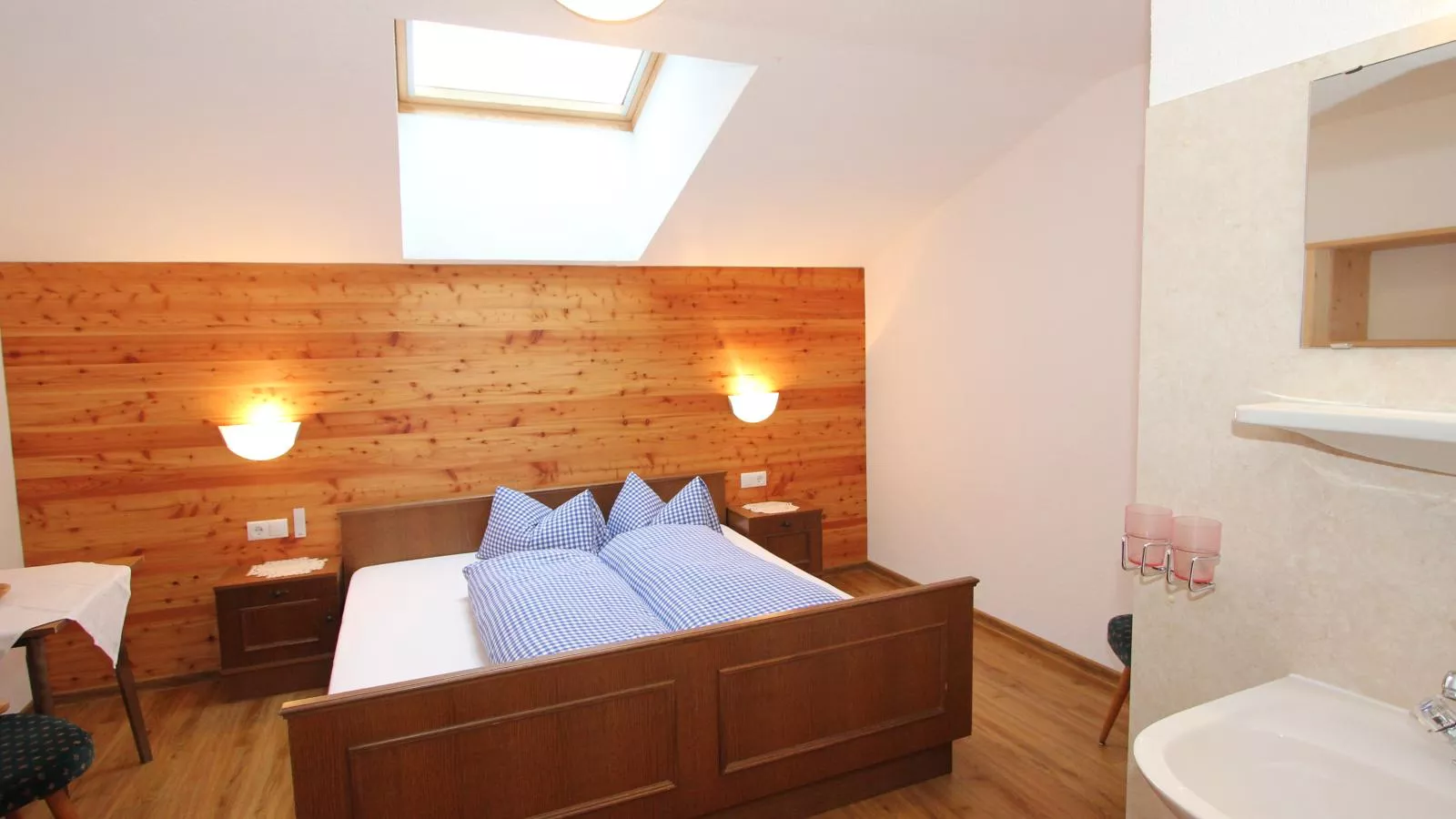 Alpenhaus Lacknerbrunn-Bedroom