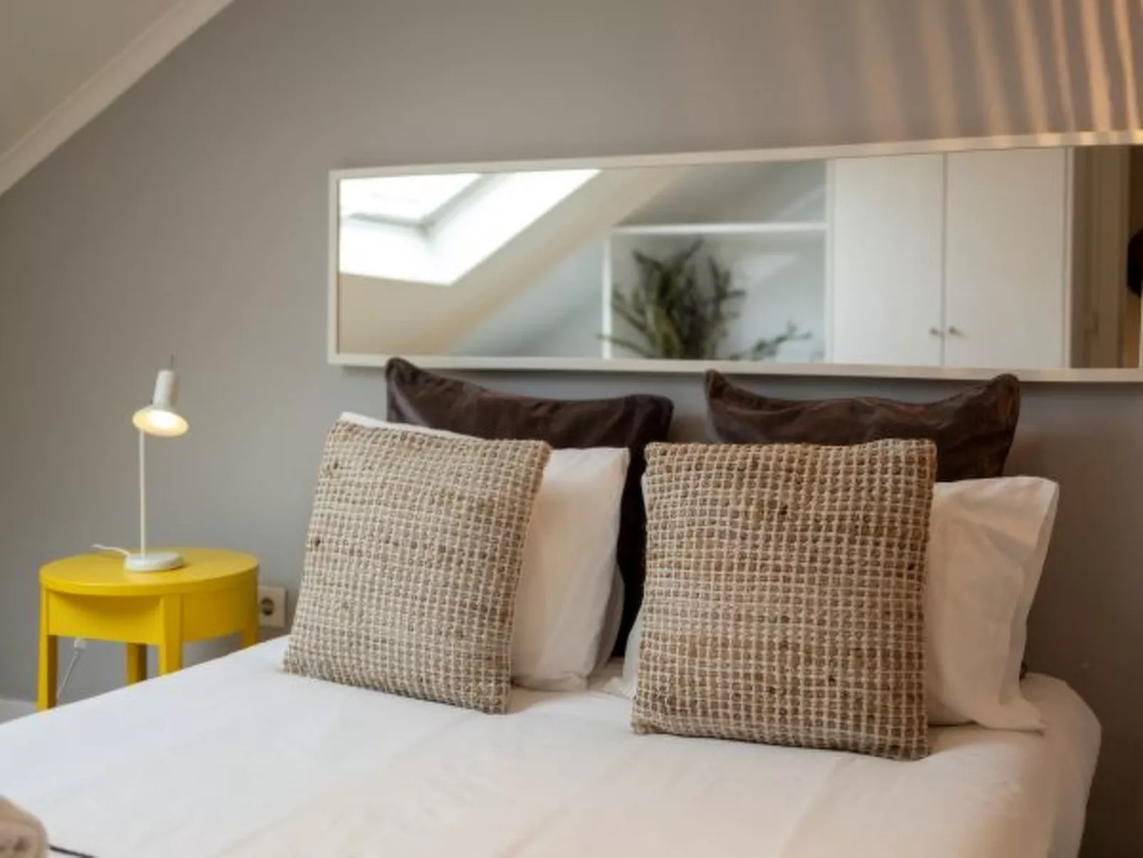 Alfama District Apartments - Santiago - Inside