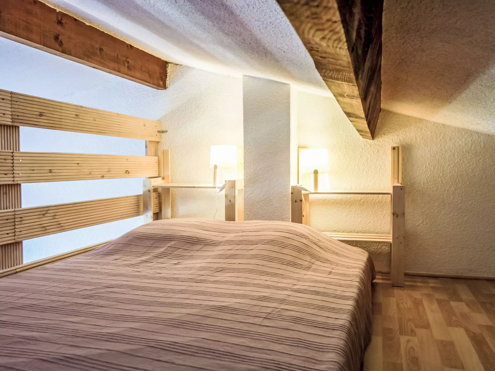 Les Hameaux de l'Ile Rousse - Inside