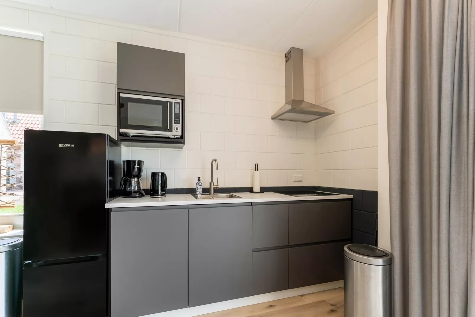 Home Den Ham-Kitchen