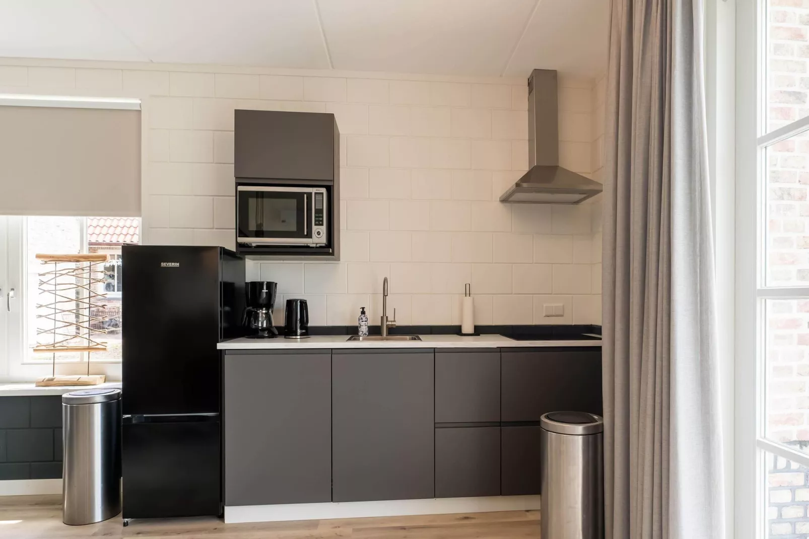 Home Den Ham-Kitchen