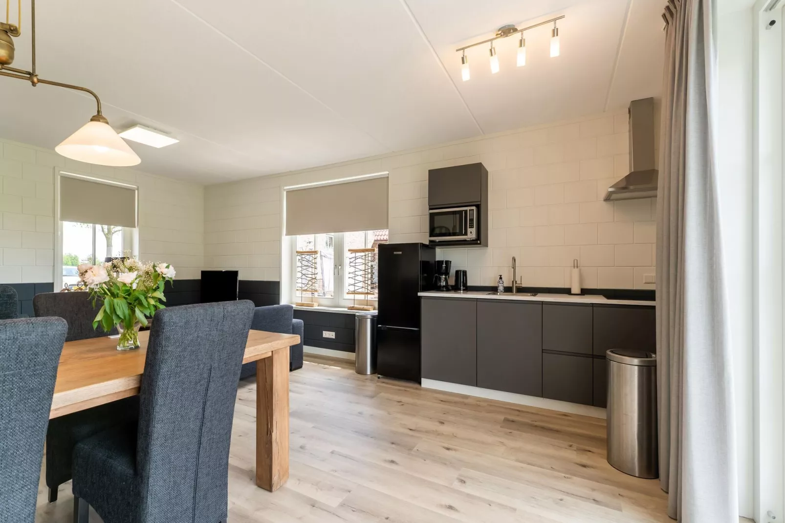 Home Den Ham-Kitchen