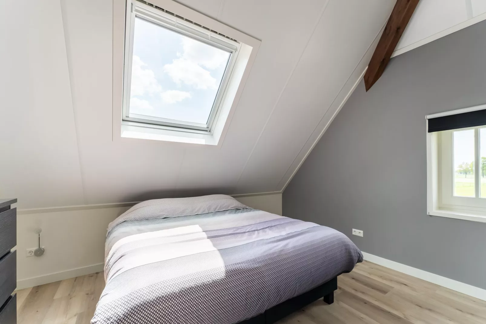 Home Den Ham-Bedroom