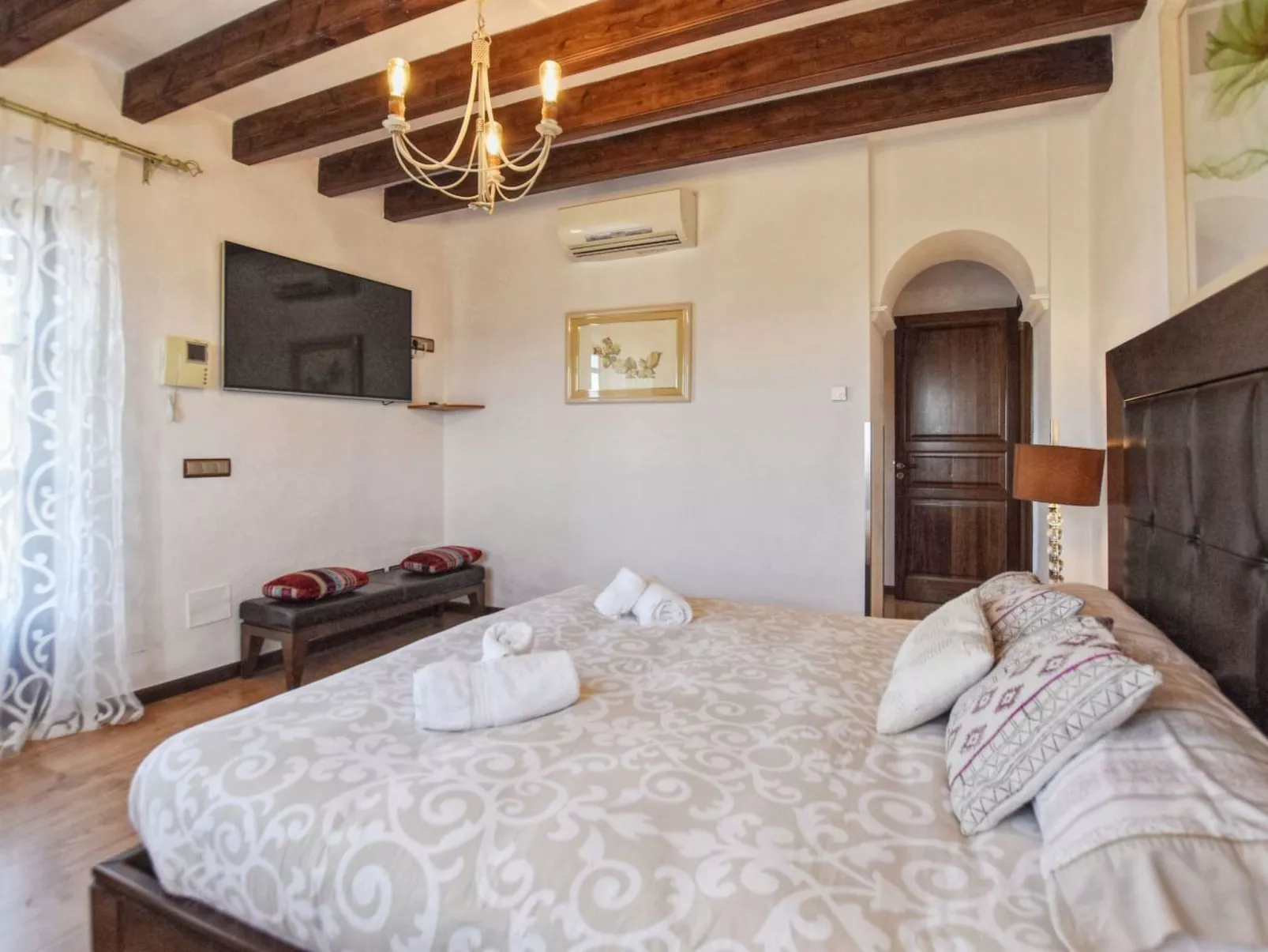 Wunderschönes Ferienhaus in Ariany mit Privatem Pool - Inside