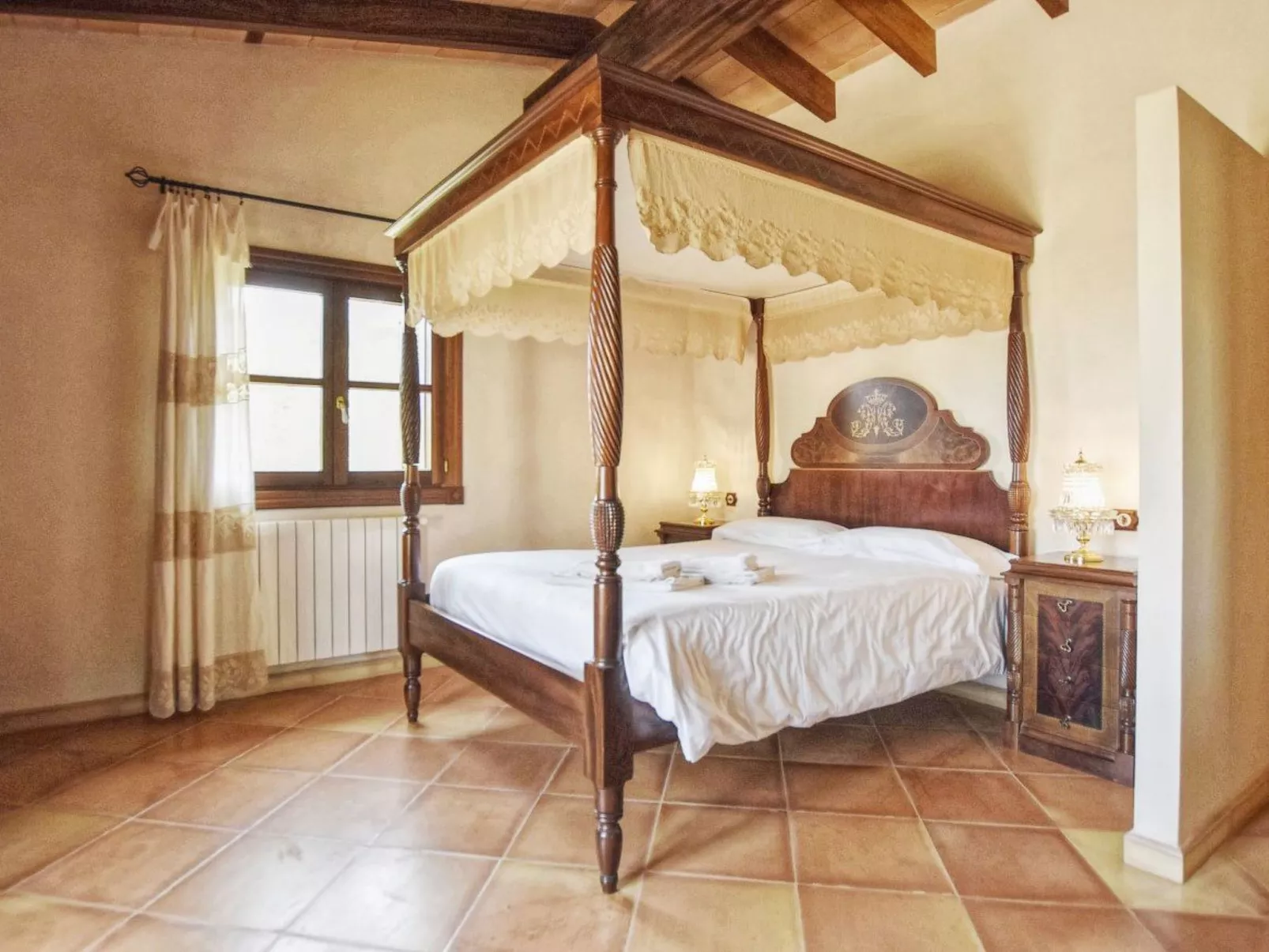 Villa mit eigenem Schwimmbad - Dedans