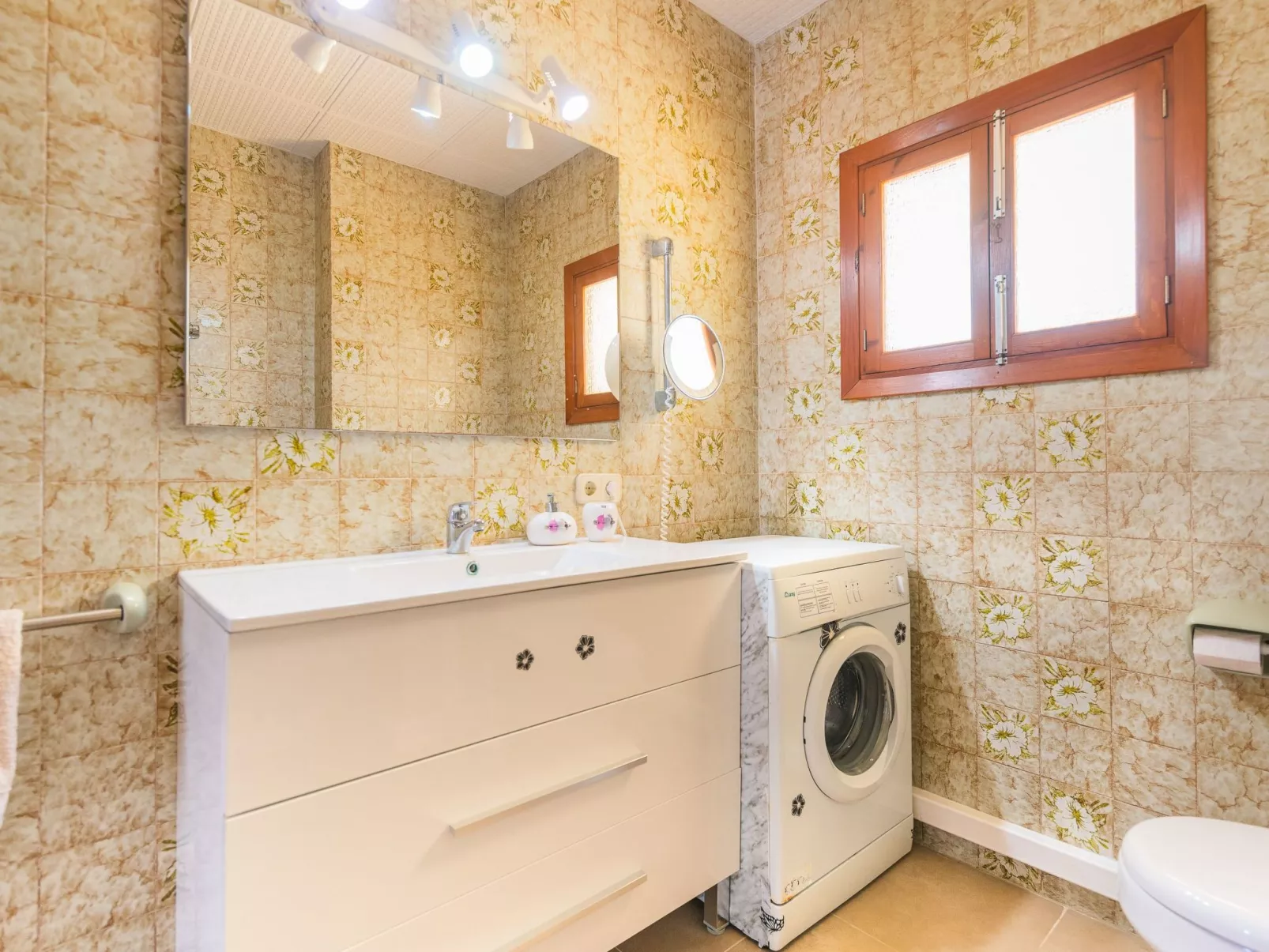 Villa S'Aguila, Es Cap Des Moro, Santanyí, 4 pax - Inside