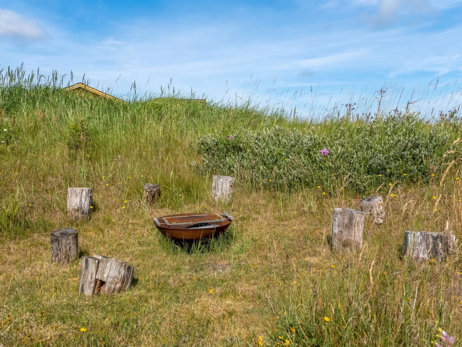 "Answald" - 250m from the sea - Outside