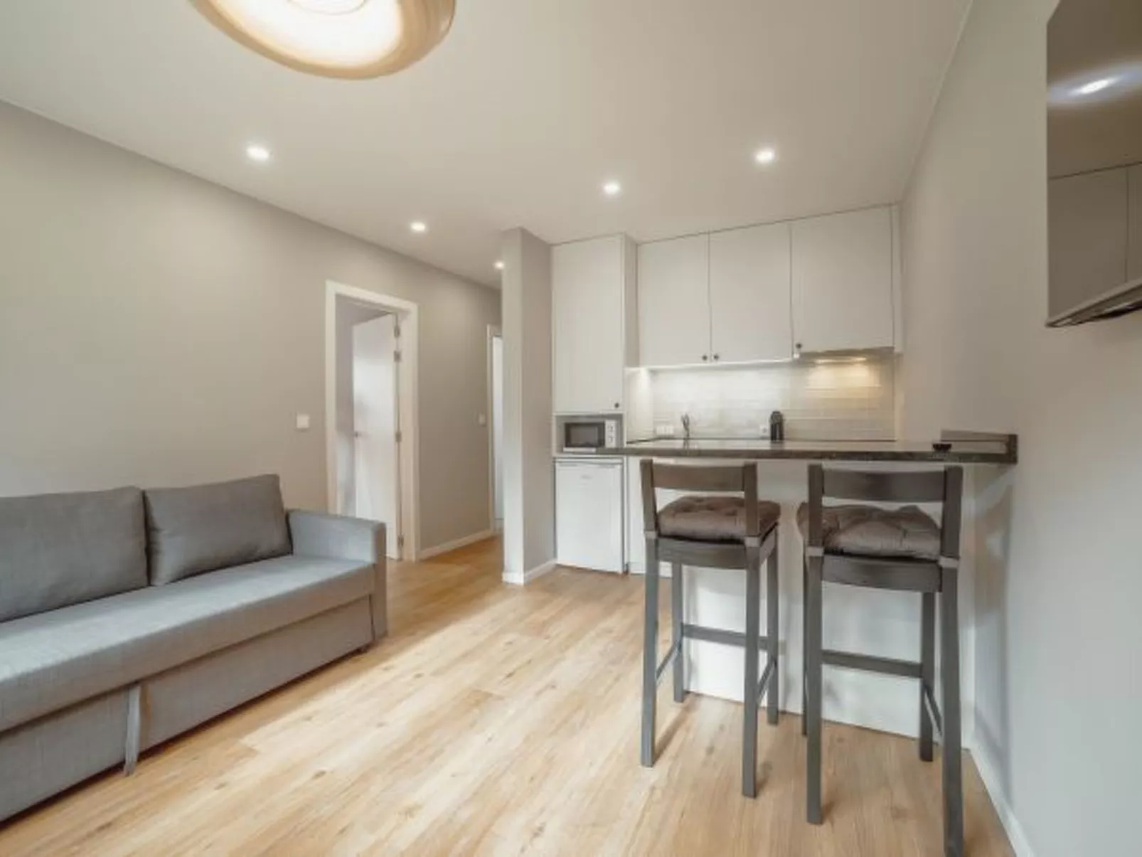 CRYSTAL PALACE GARDEN STYLISH APARTMENT - Inside