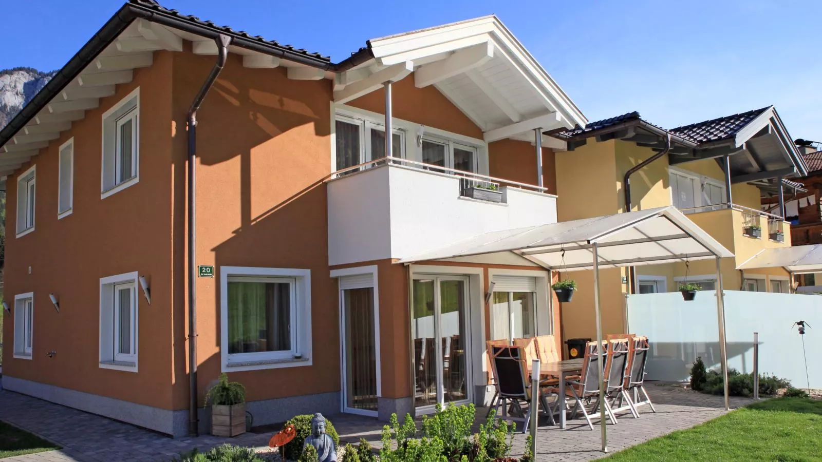Ferienhaus Gartentraum-Exterior summer