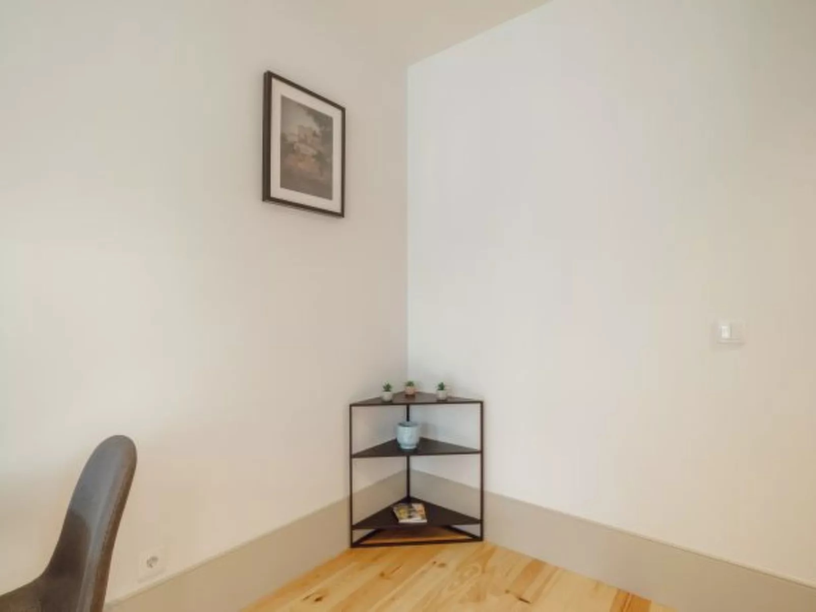 LEGACY OPORTO DESIGN APARTMENT F by VACATIONY - Inside