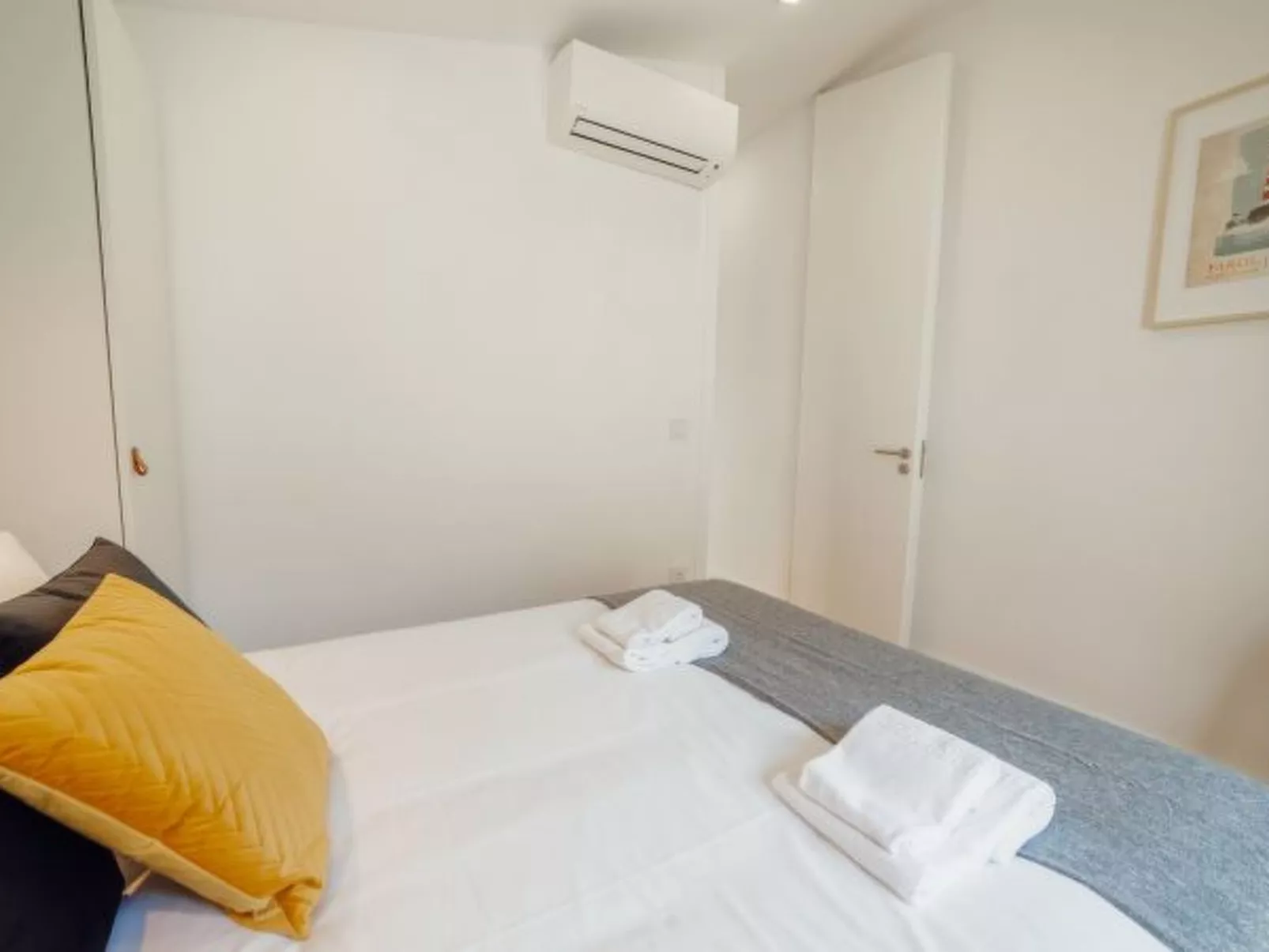 COURTYARD OPORTO DESIGN APARTMENT N - Drinnen