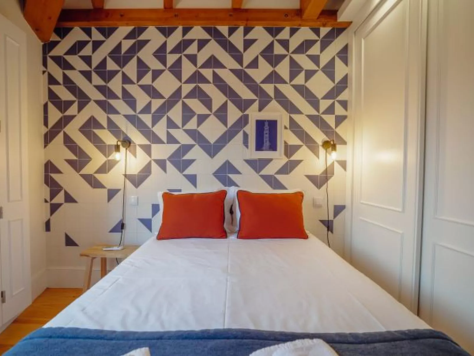 DOWNTOWN PRIME with TERRACE by VACATIONY - Inside