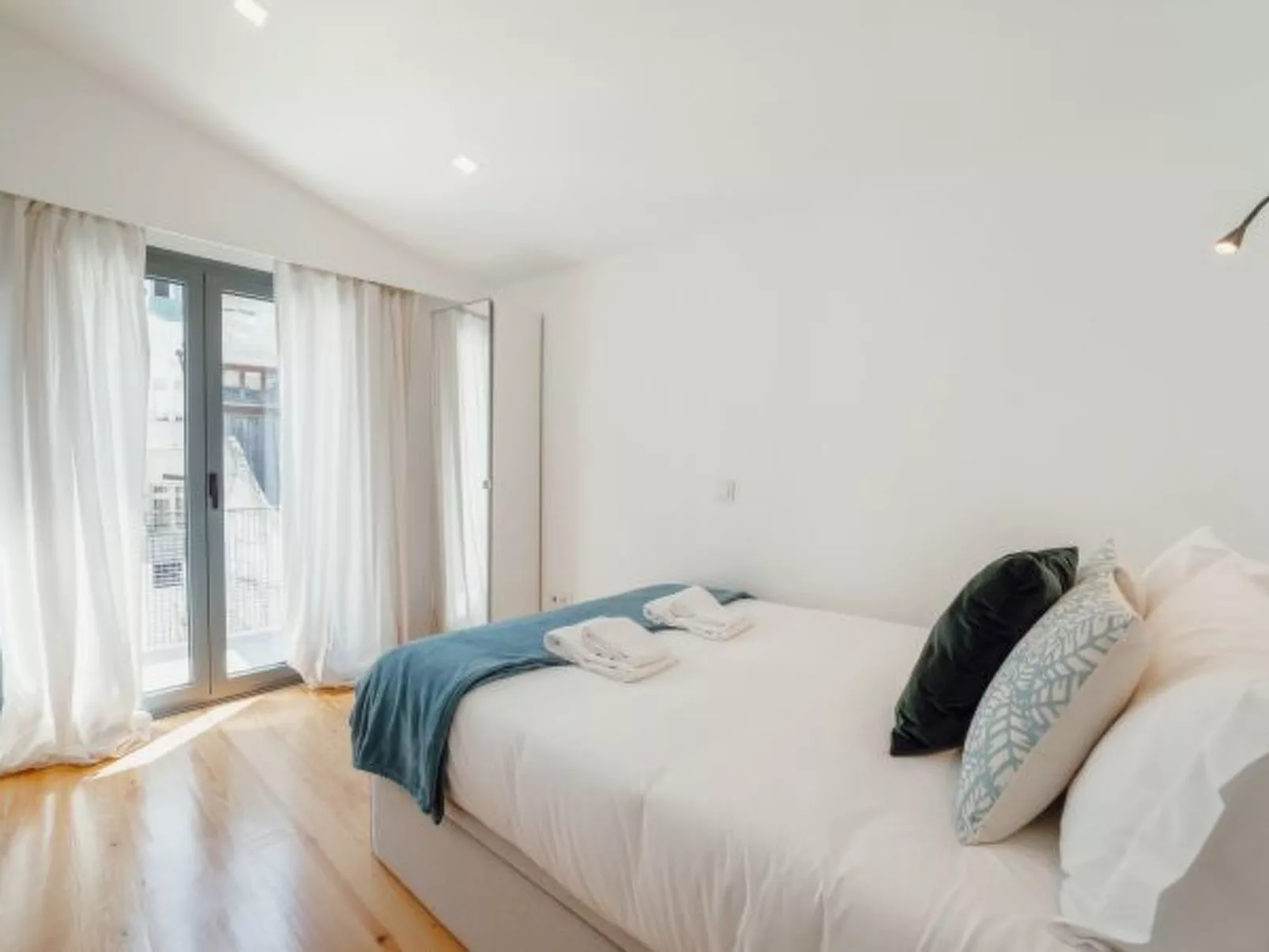 COURTYARD OPORTO DESIGN APARTMENT M - Dedans