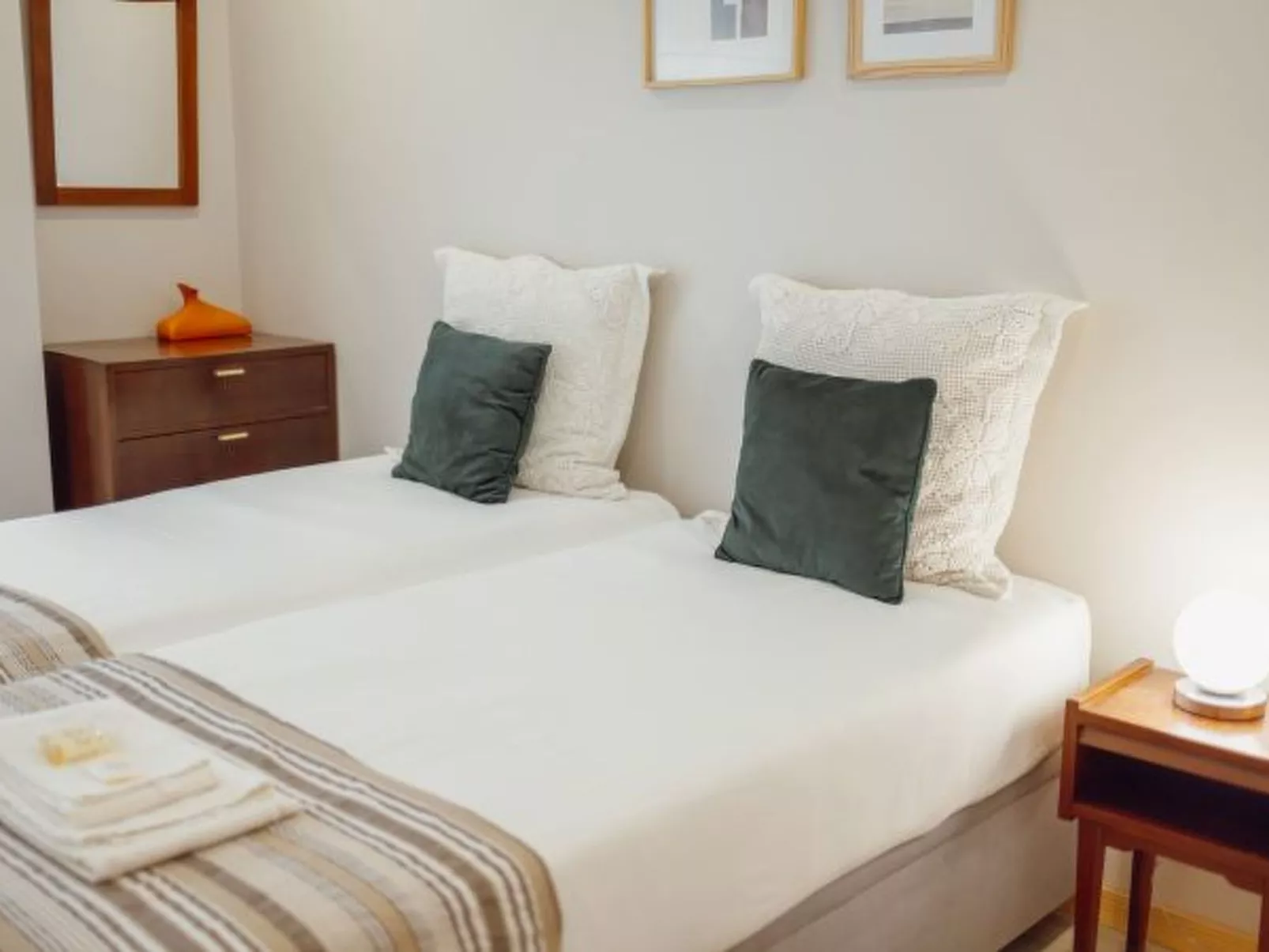 GOOD MORNING TORRINHA by VACATIONY - Inside