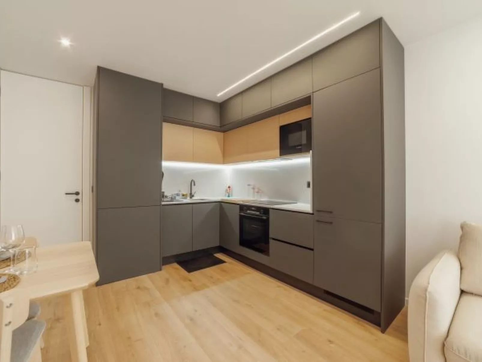 DOWNTOWN PREMIUM with BALCONY by VACATIONY - Inside