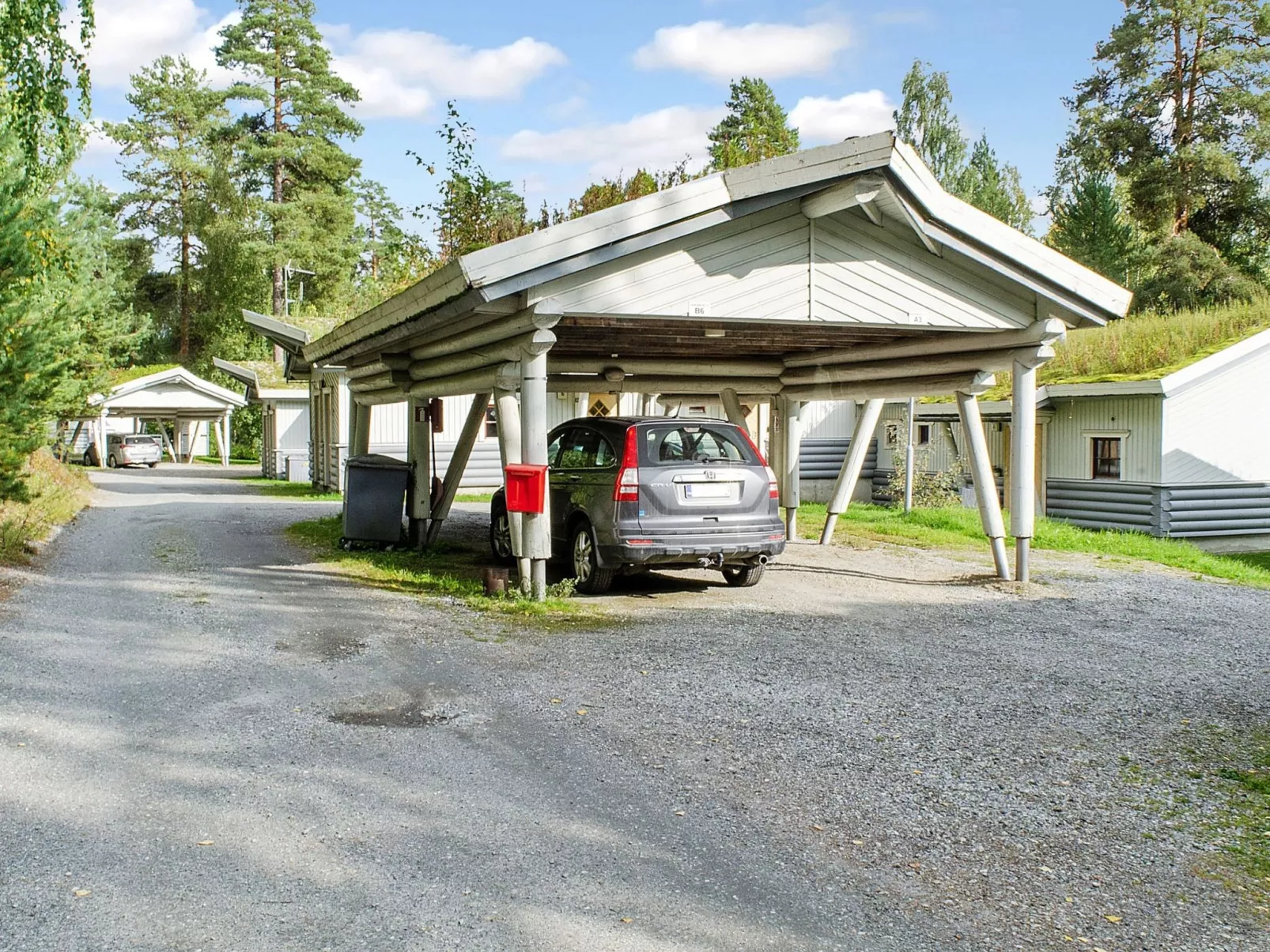 Kulta-käkönen 6 by bomba - Inside