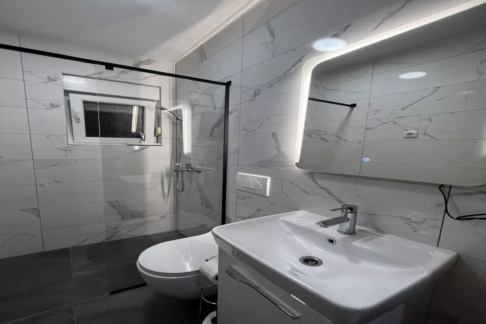 Apartment Lavaran 2 - Badezimmer