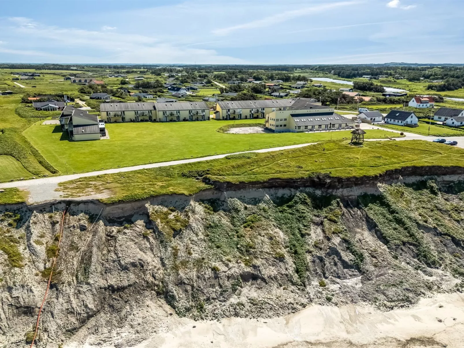 "Solveg" - 150m from the sea - Outside