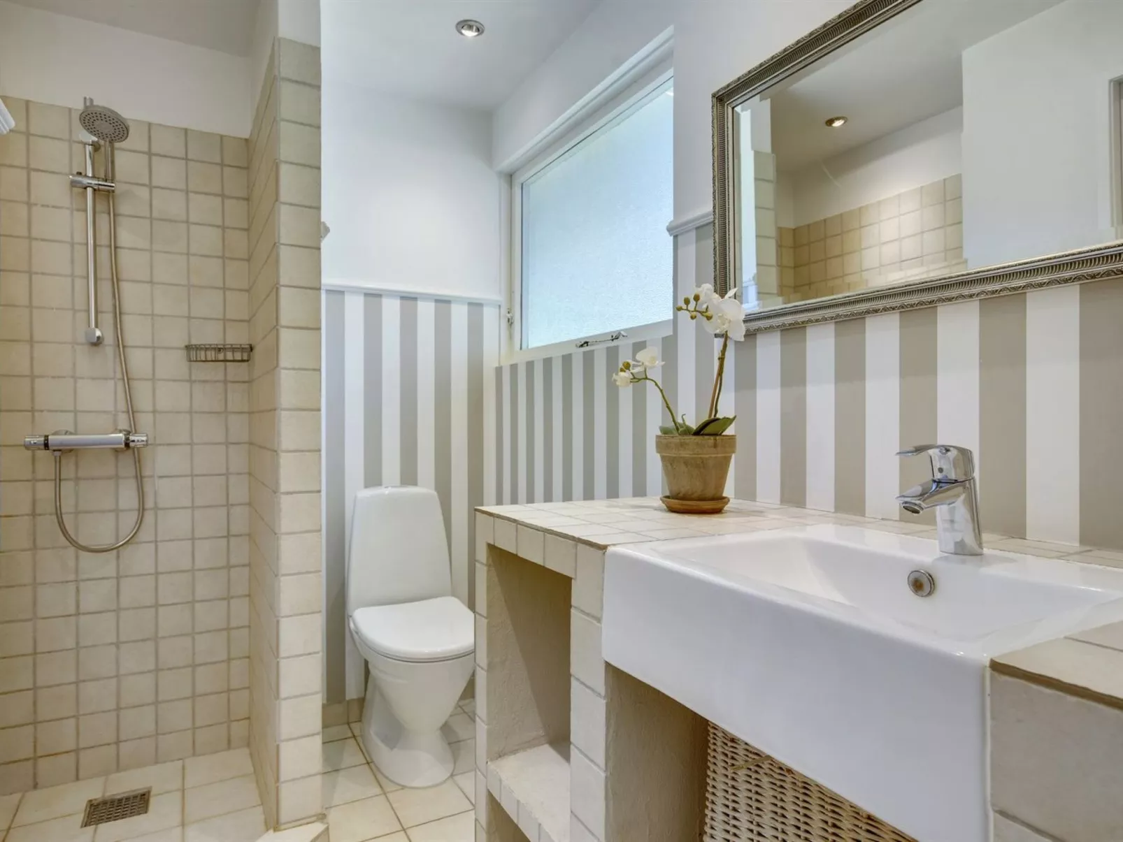 "Kaino" - 700m from the sea - Drinnen