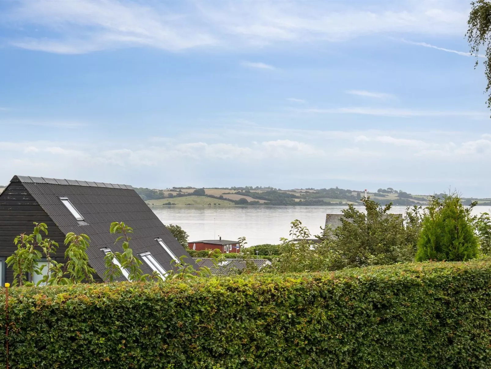 "Hjalmsvider" - 300m from the sea - Outside