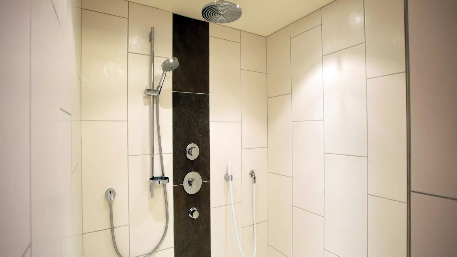 Ferienhaus Gartentraum 2-Badezimmer