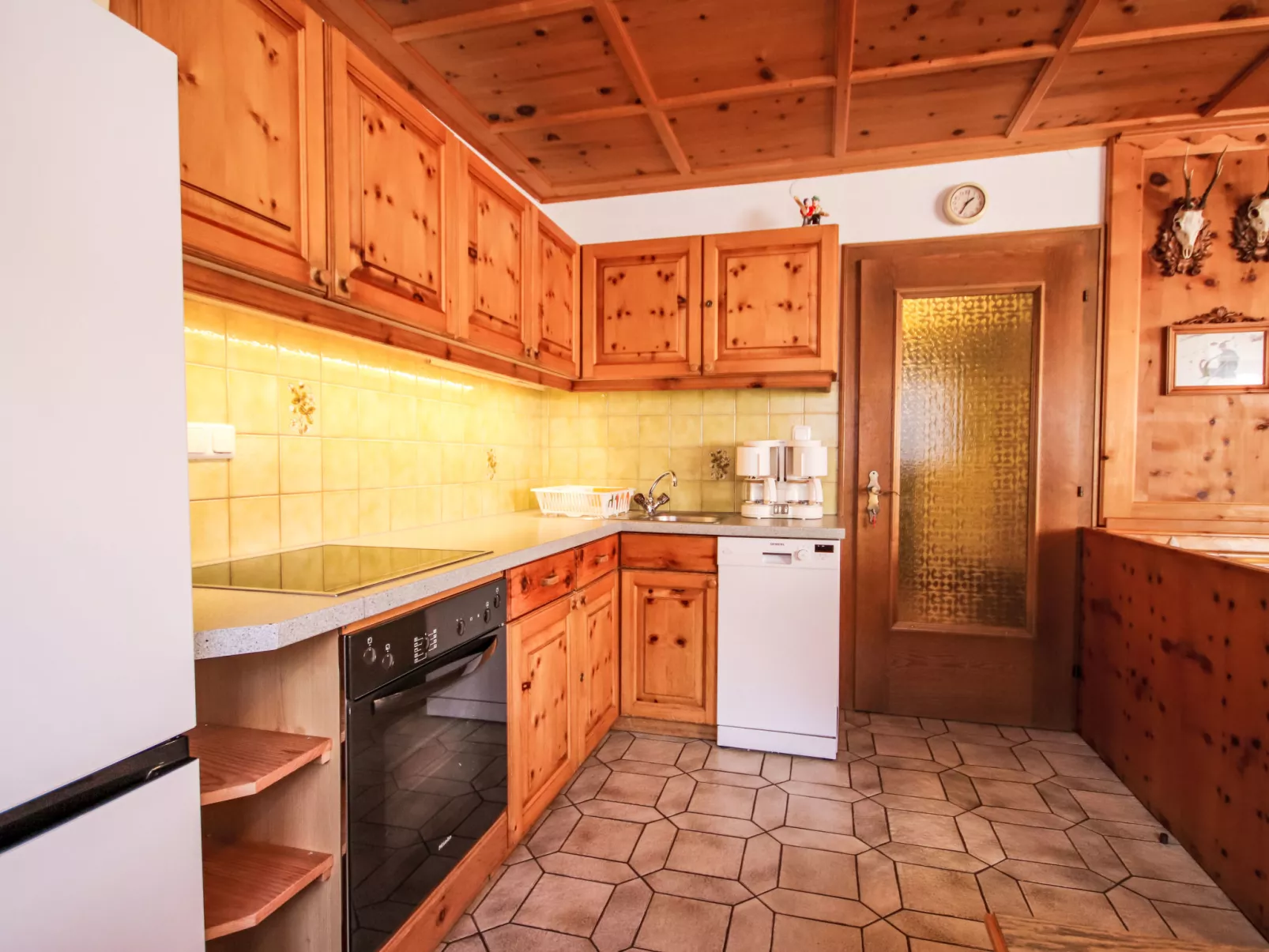 Garni Regina - Inside