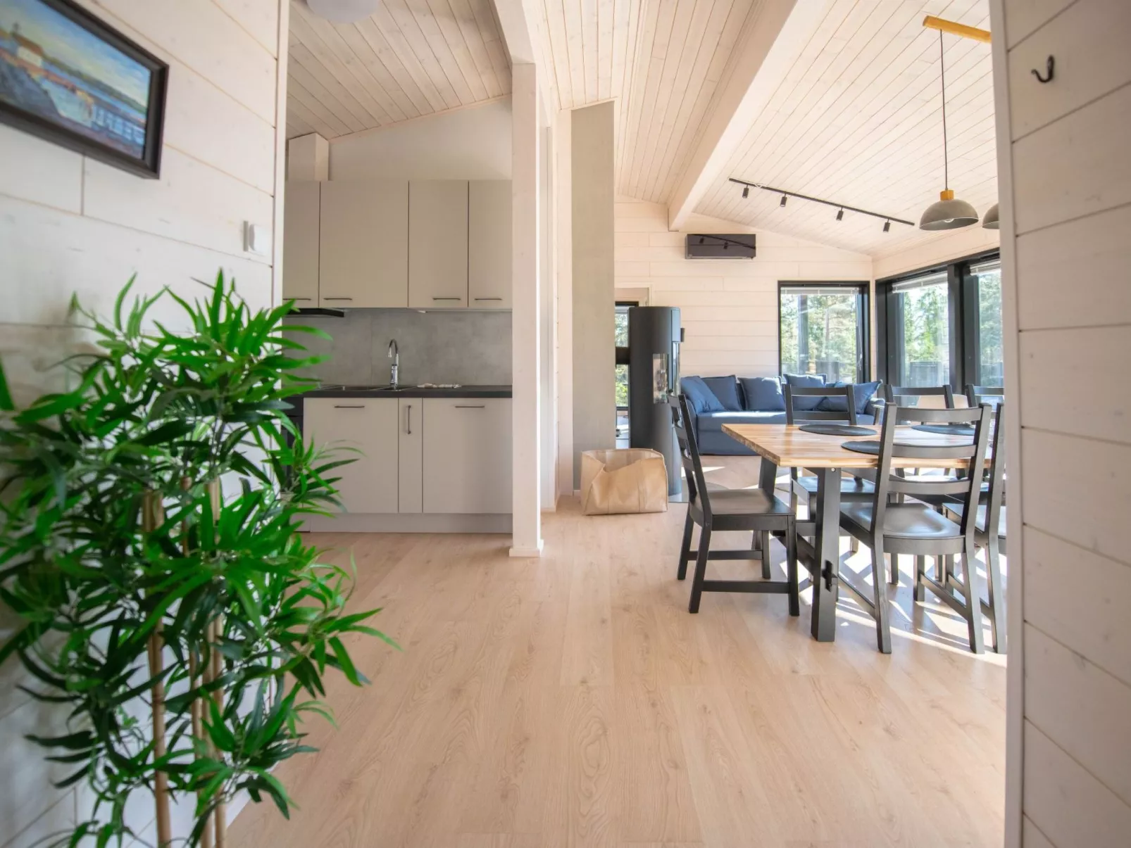 Sjöboda hill - Drinnen