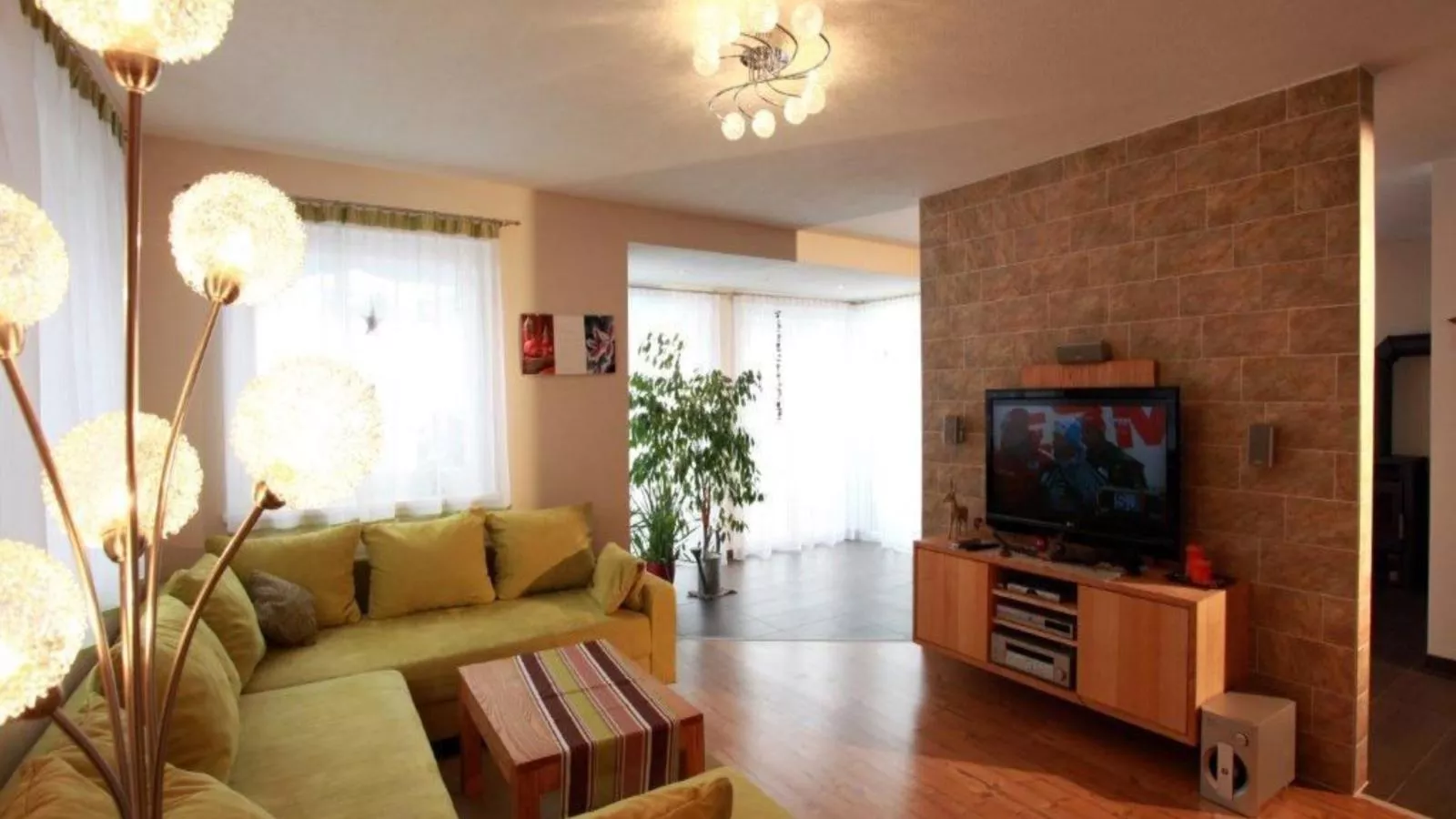 Ferienhaus Gartentraum 2-Wohnzimmer