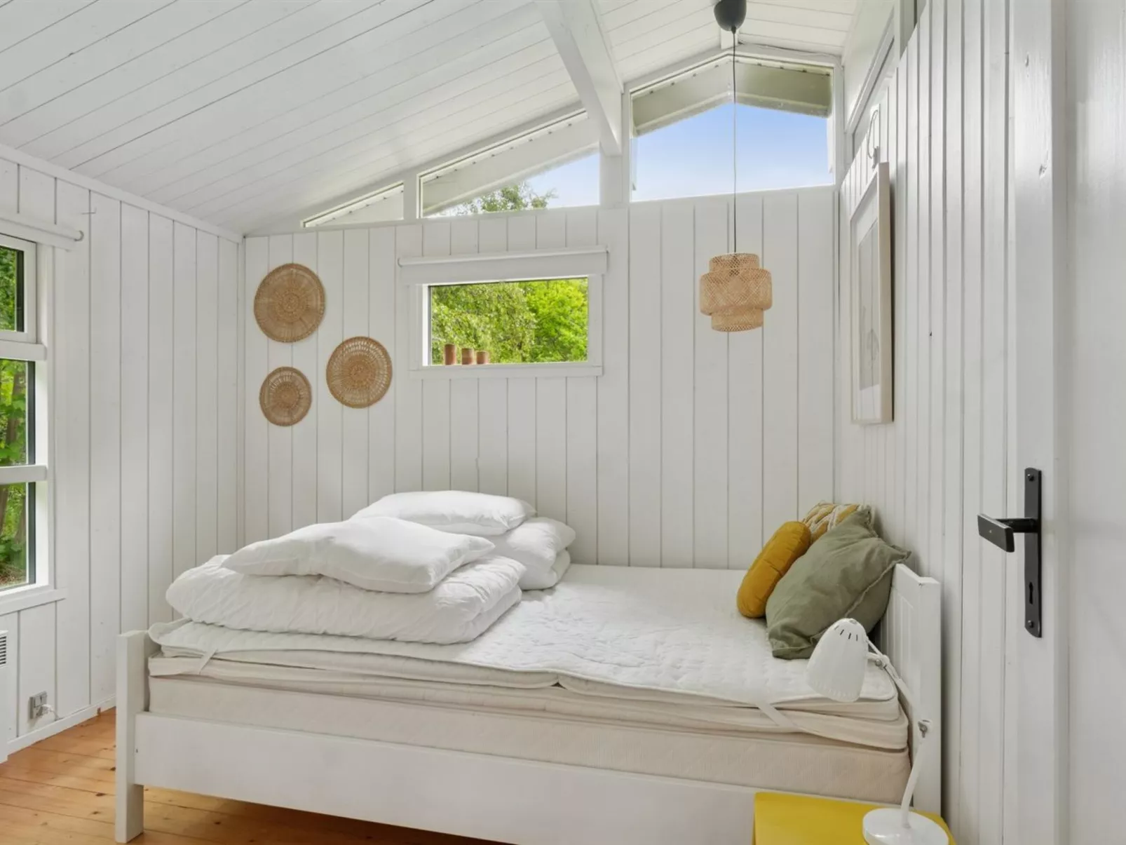 "Sylvana" -  from the sea - Inside