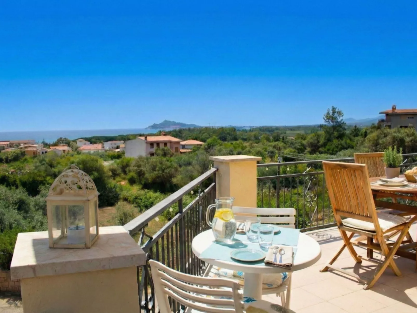 La Meravigliosa Sardegna - Outside