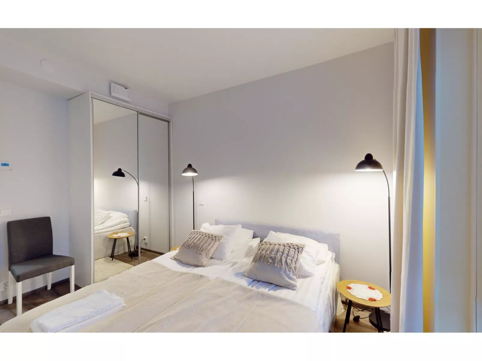 Röllimetsä d 4 - Drinnen