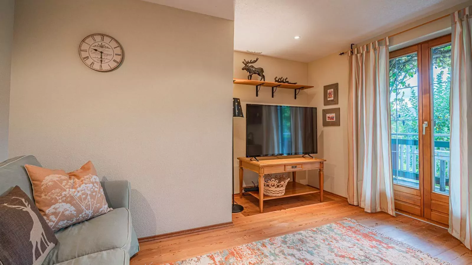 Panoramahaus Itter-Living room