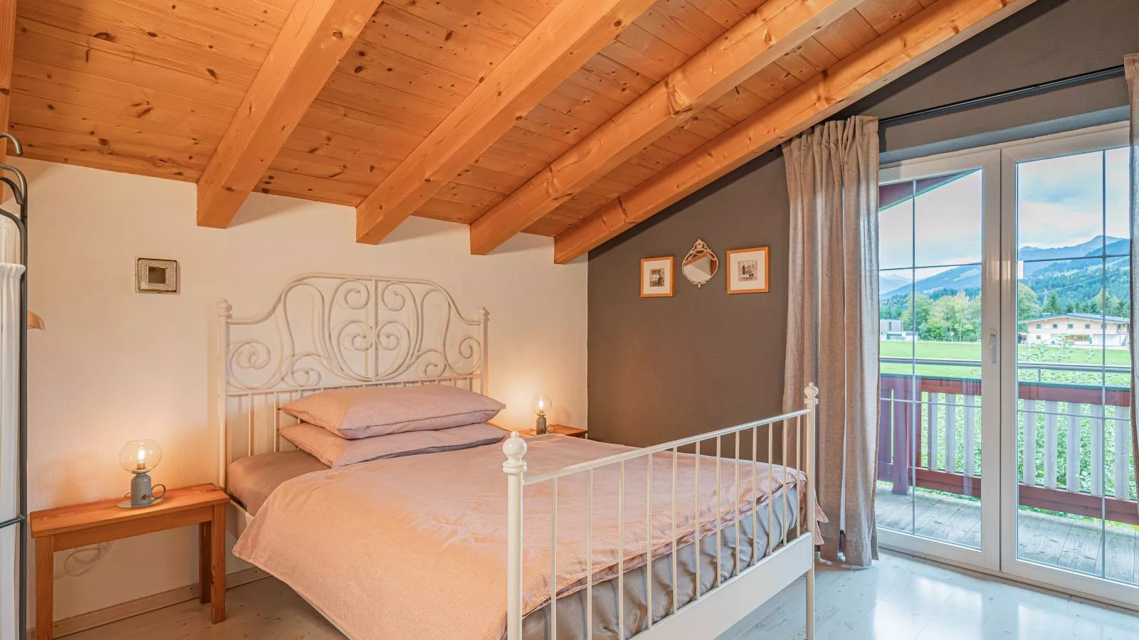 Panoramahaus Itter-Bedroom